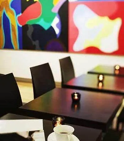 Отель Le Marceau Bastille 4*