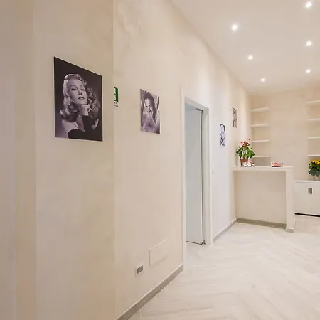 Отель Le Marceau Bastille 4*