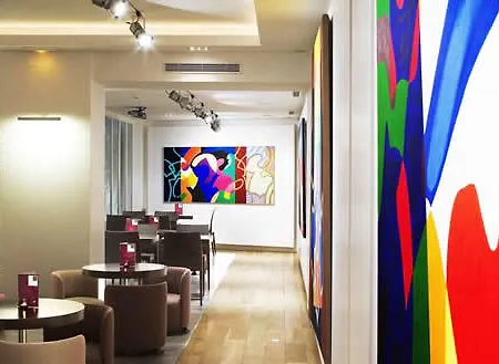 Отель Le Marceau Bastille