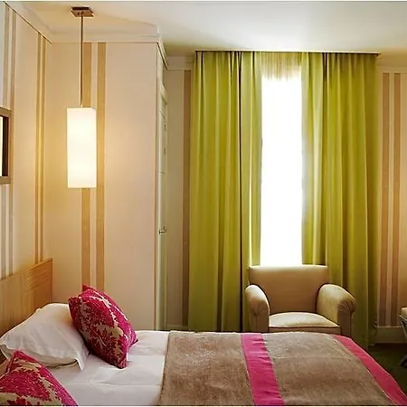 Le Marceau Bastille Hotel 4*