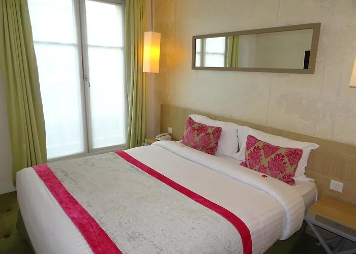 Hotel Le Marceau Bastille