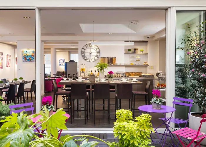 Hotel Le Marceau Bastille