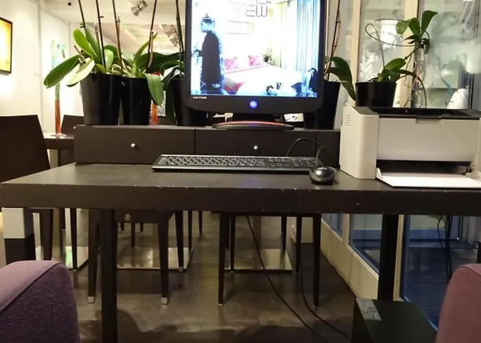 Hotel Le Marceau Bastille 4*