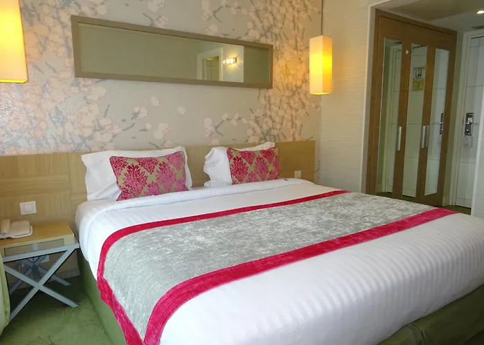 Hotel Le Marceau Bastille Paris