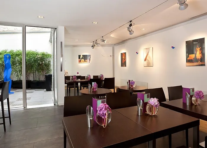 Hotel Le Marceau Bastille